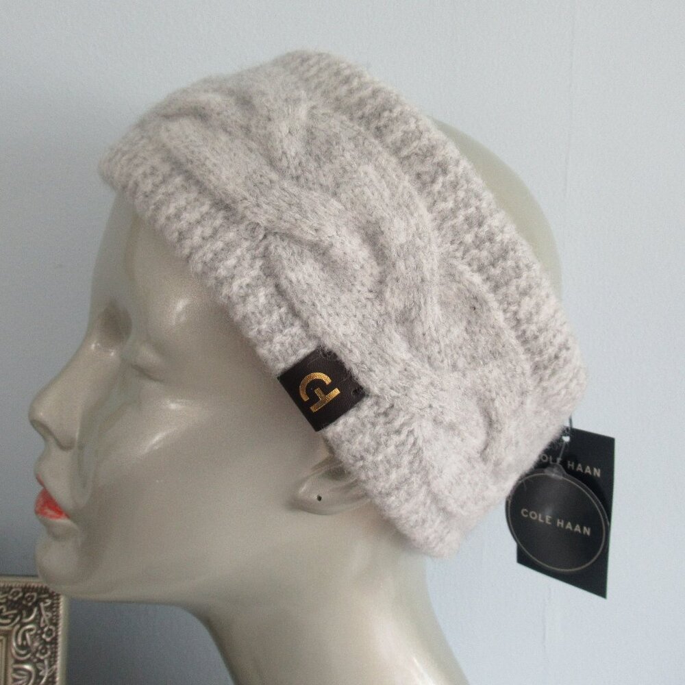 New w/tag Cole Haan Women's Cable Knit Ear Warmer Headband One Size Light Gray